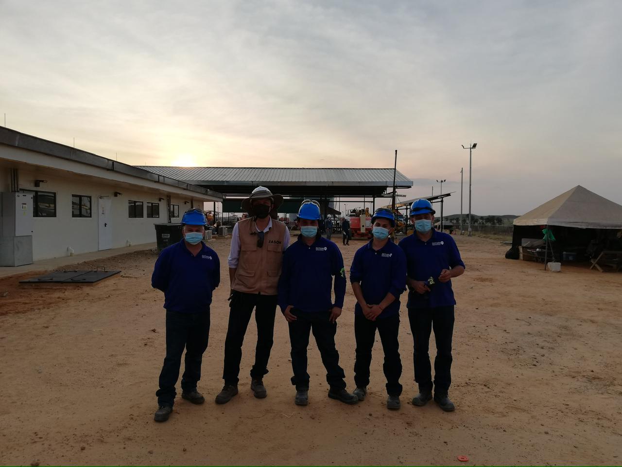 Equipo SECURITAG en proyecto de campo al final de la jornada.